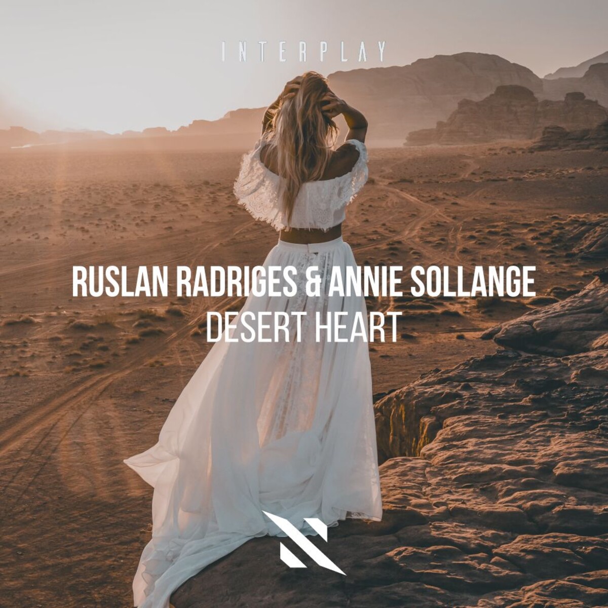 Annie Sollange, Ruslan Radriges - Desert Heart (Extended Mix)