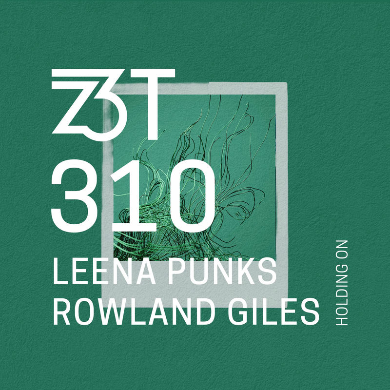 Leena Punks feat. Rowland Giles - Holding On (Extended Mix)