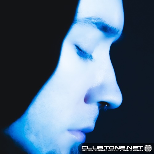 Au5 - Shadow Away (Original Mix)