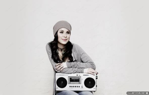 Girl Tape Recorder предпросмотр