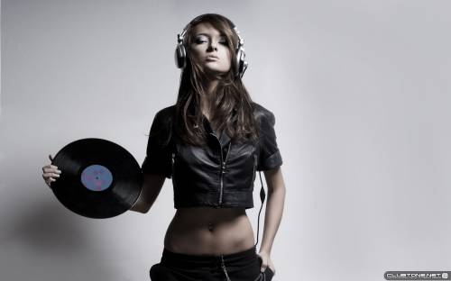 woman DJ предпросмотр