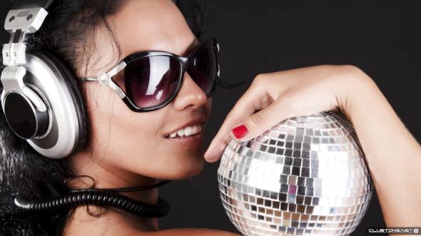 girl with disco ball предпросмотр