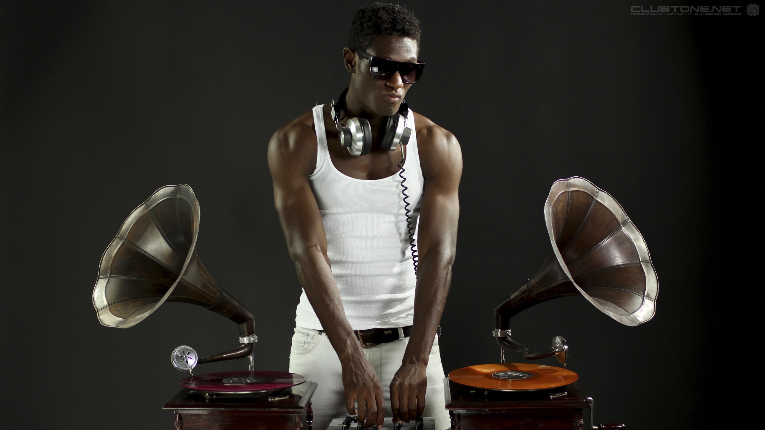black dj 2  