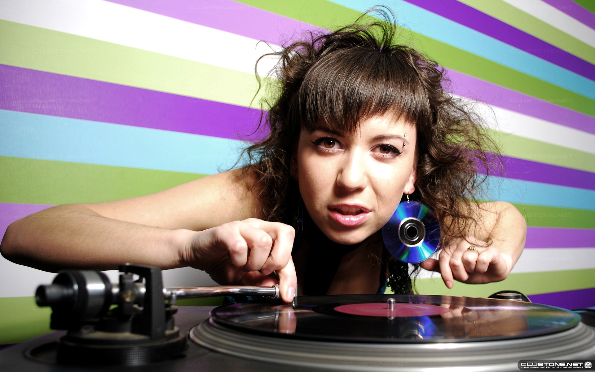 Dj Annet Grenadine  