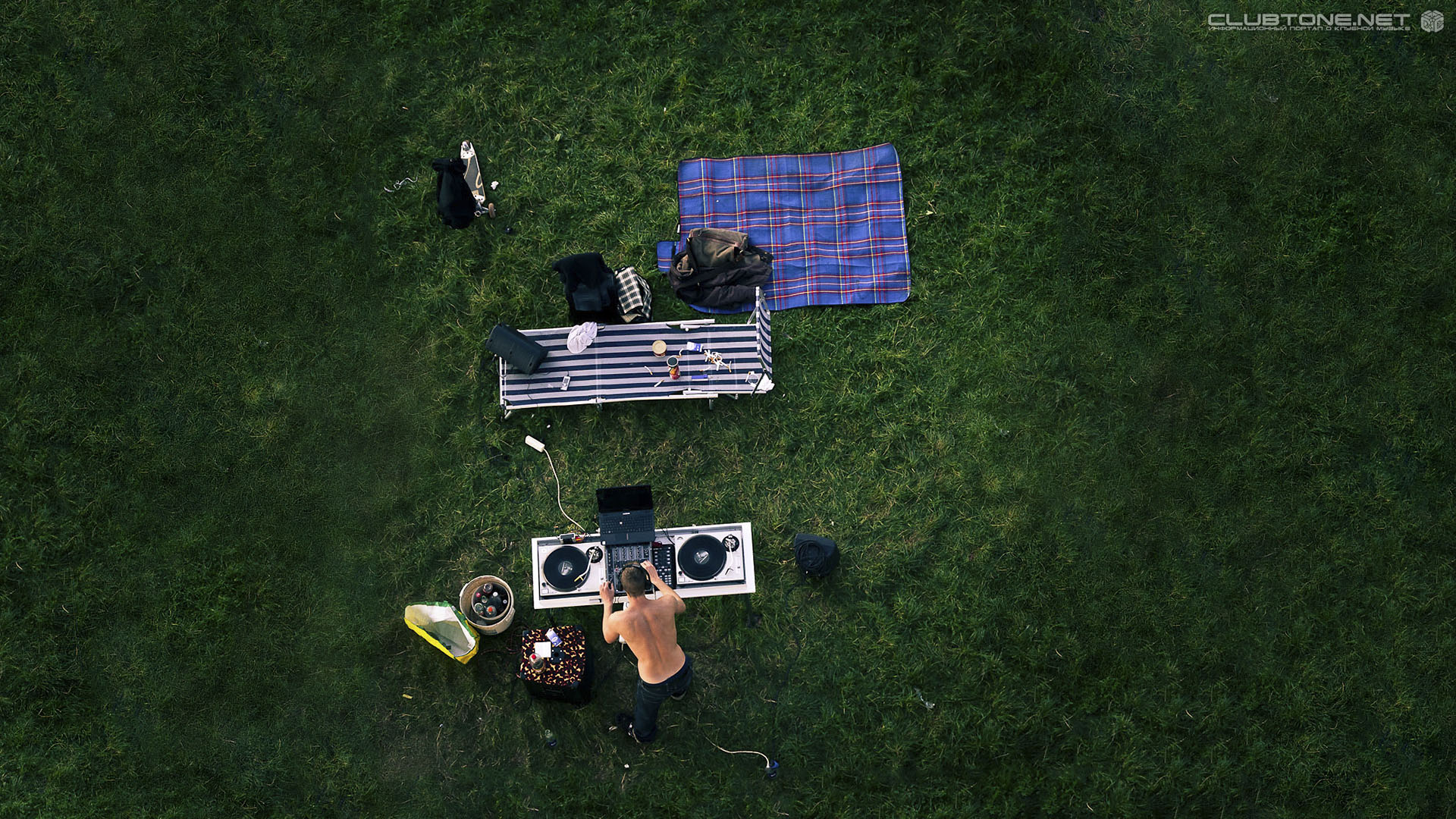 dj on the grass  